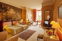 hartwell-40-royal-twin-bedroom-room-9.jpg.512x342_q85_crop_detail_upscale