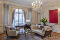 The-Peninsula-50-historical-Suite