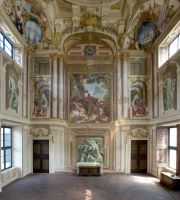 Villa_Arvedi_13_Hall_of_Titans