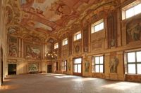 Villa_Arvedi_15_Hall_of_Titans