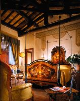 Castello_della_Castelluccia_27_romantic_room